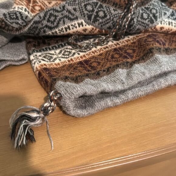 Inka Tradition Baby Alpaca Sweater Made in Peru - Picture 6 of 11